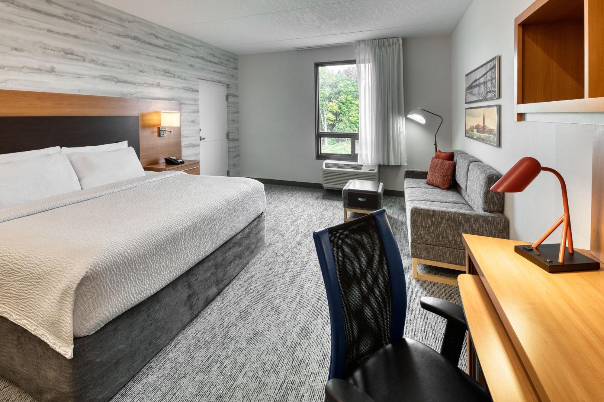 Towneplace Suites By Marriott Belleville Eksteriør bilde
