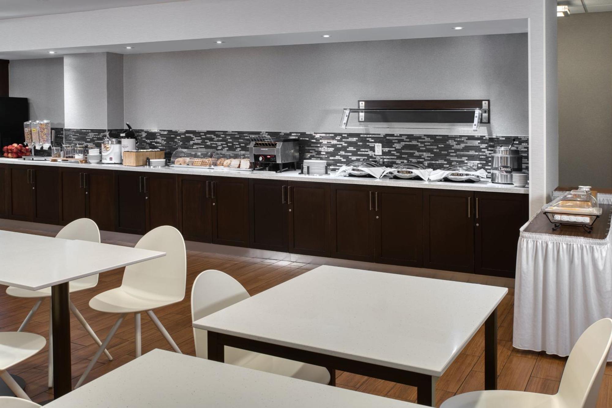 Towneplace Suites By Marriott Belleville Eksteriør bilde