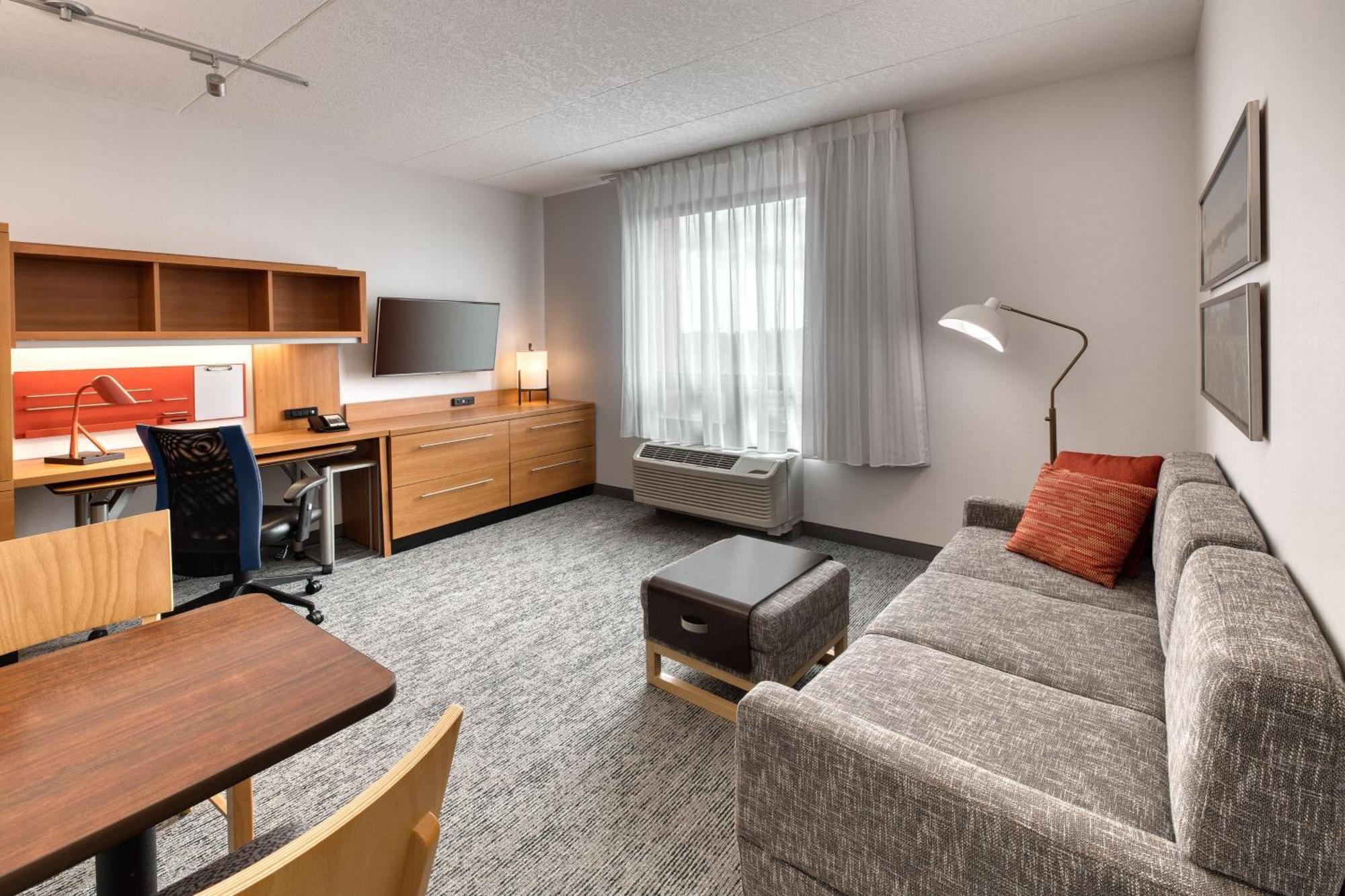 Towneplace Suites By Marriott Belleville Eksteriør bilde