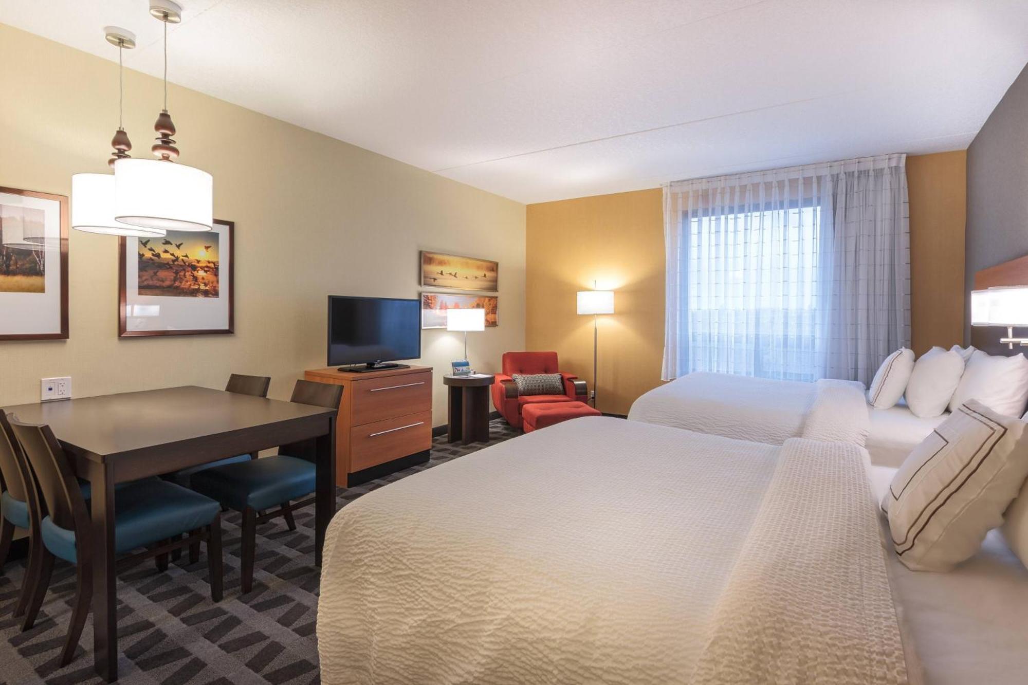 Towneplace Suites By Marriott Belleville Eksteriør bilde